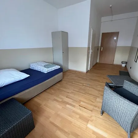 Pokoj W Pensjonacie Z Prywatna Lazienka Meine
